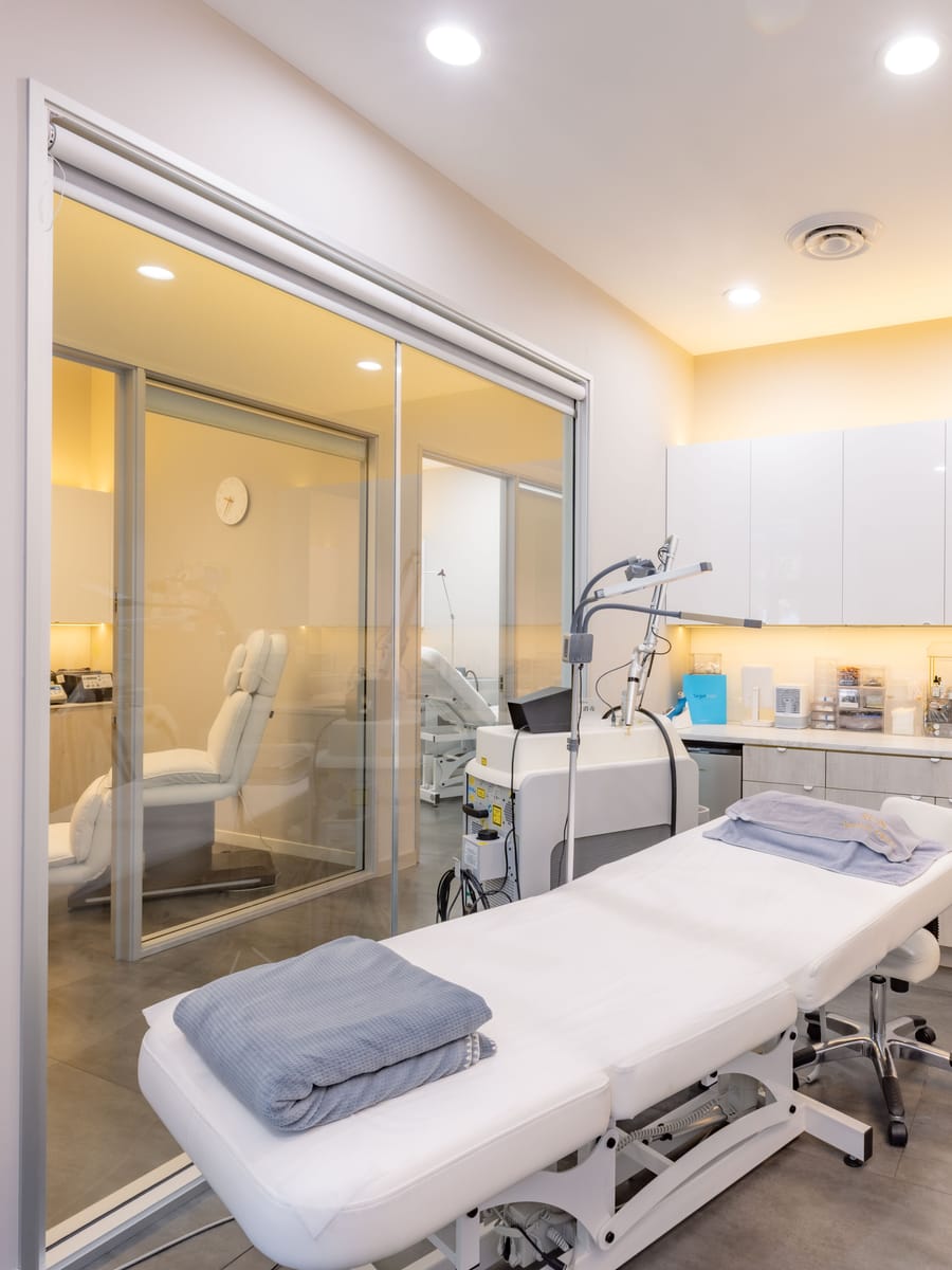 Private laser treatment room